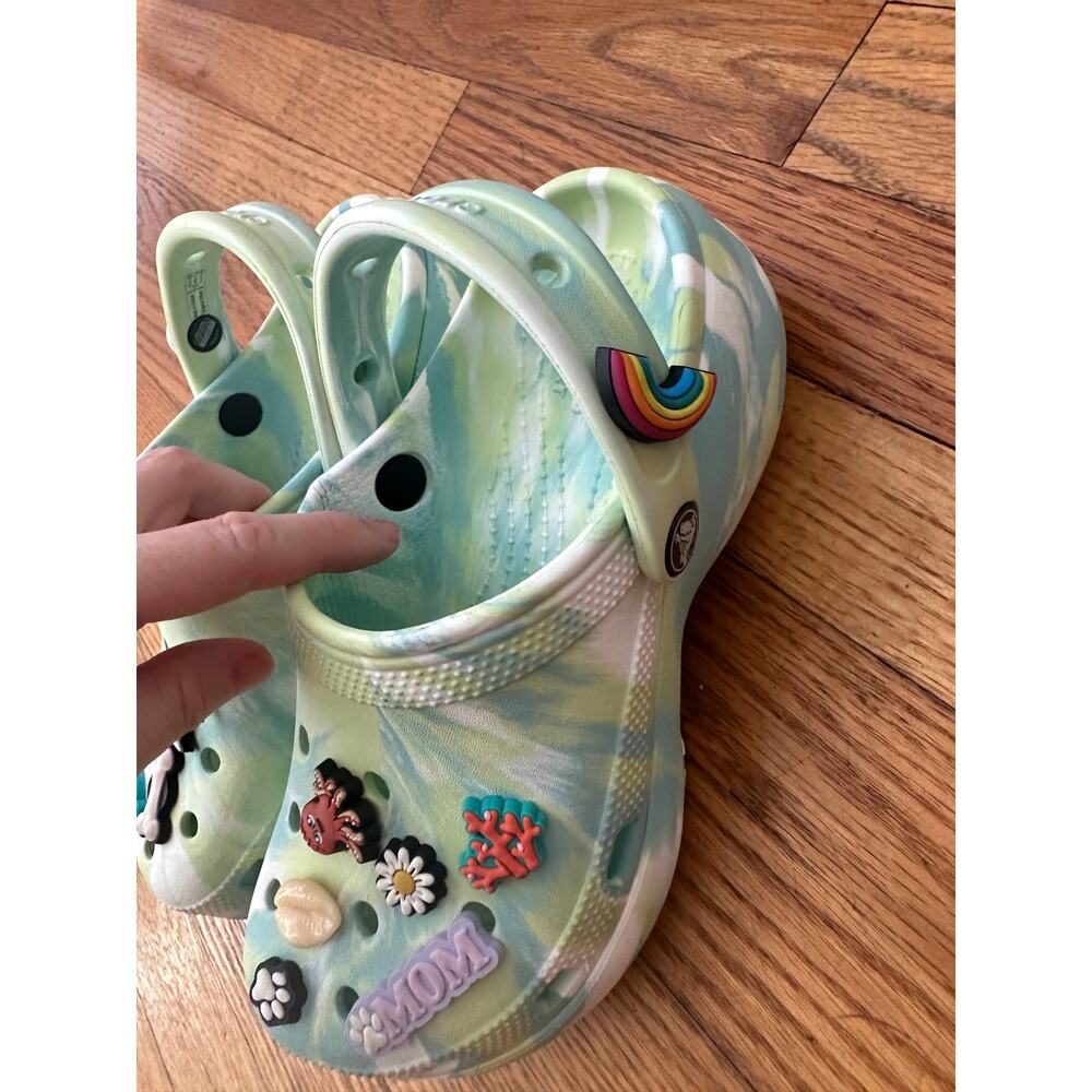 Crocs Platform Clogs Sandals - Picture 6 of 6